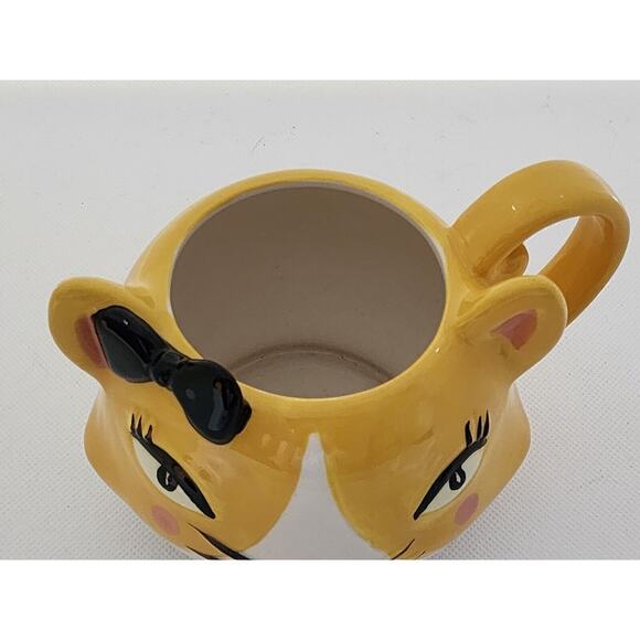 MUG-HOME ESSENTIALS-Yellow Lady Cat Face-Novelty-Collectible-Animal - Picture 4 of 8